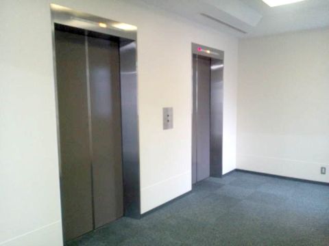 EVホール