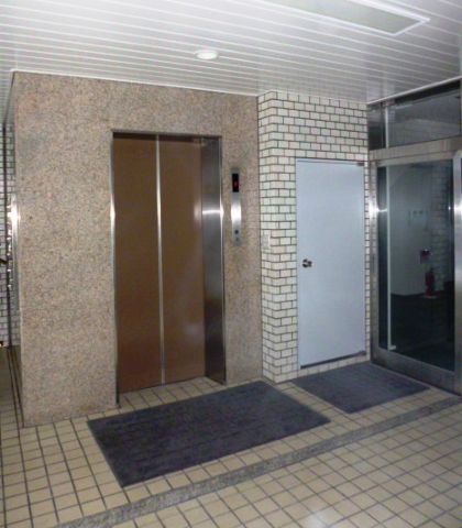 EVホール