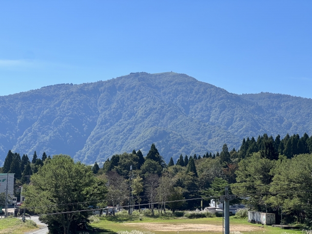 関西最高峰の雲海：兵庫県・日本百名山・氷ノ山（ひょうのせん）の壮大な景色