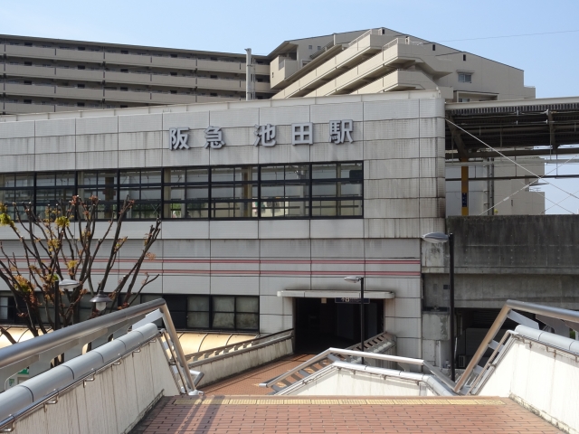 子どもも大人も夢中！オリジナルラーメン体験ができる「カップヌードルミュージアム 大阪池田」