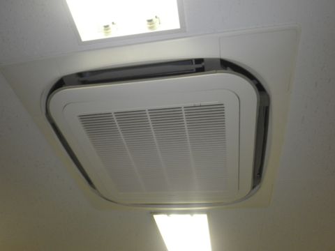 空調