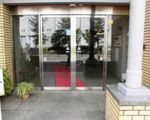 1F玄関