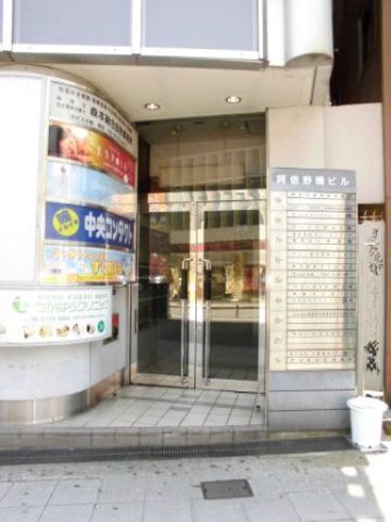 1F玄関