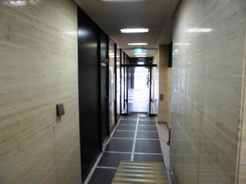 エントランス内②