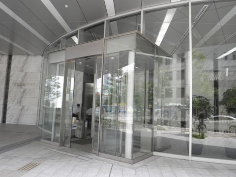 1F玄関