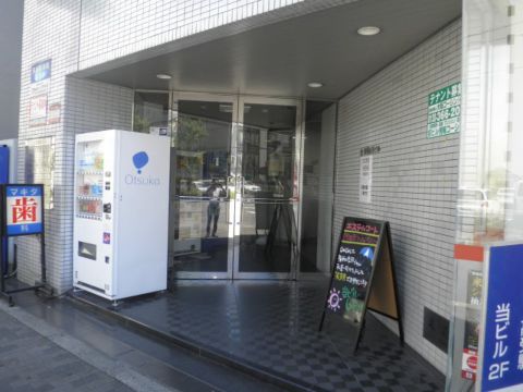 1F玄関