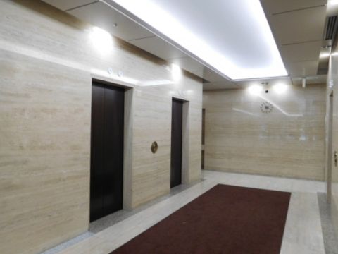 EVホール