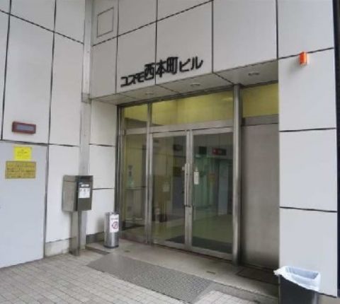 1F玄関