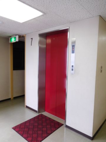 各階、EV