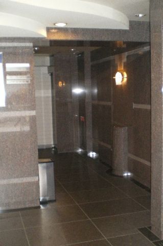 1階、EVホール