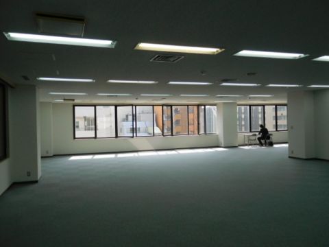 貸室②