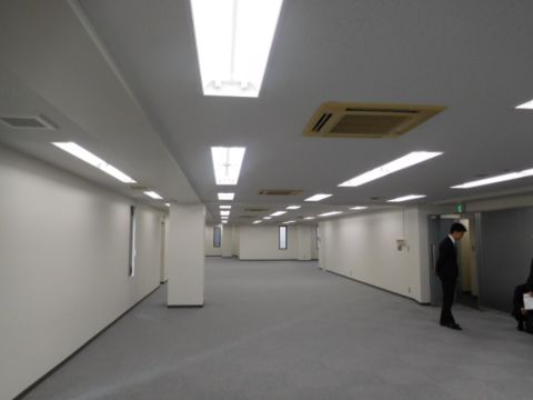 貸室