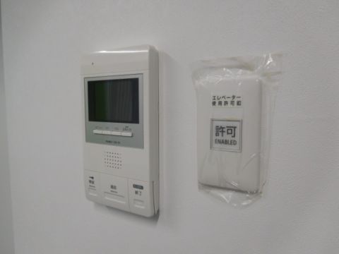 インターホン
