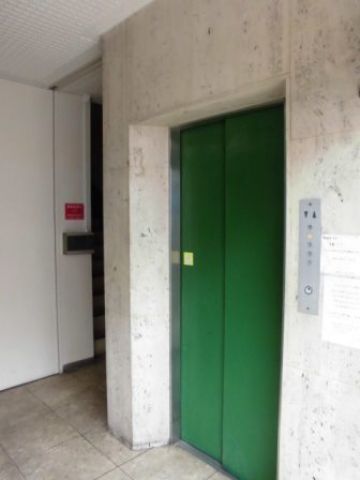 1階、EVホール