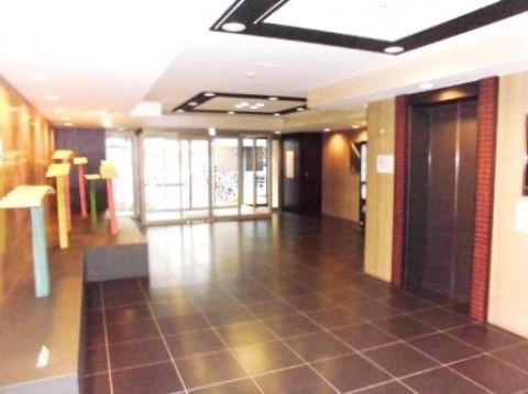 エントランス内②