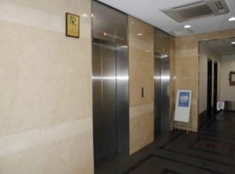 1階、EVホール