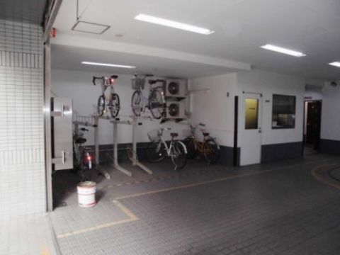 駐輪場①