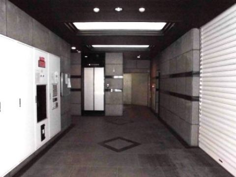 エントランス内②