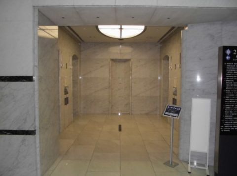 高層階用EV、4基