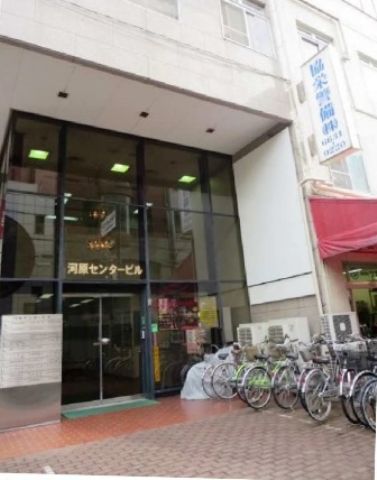 1F玄関