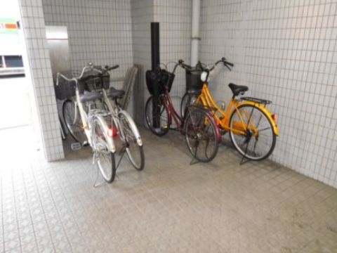 駐輪場①