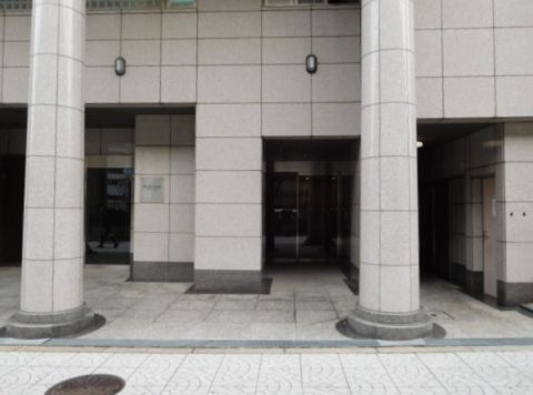 1F玄関