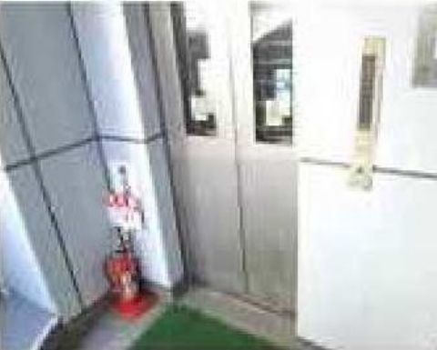 各階、EVホール