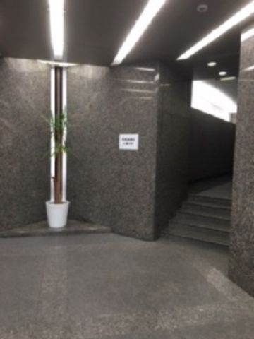 エントランスホール