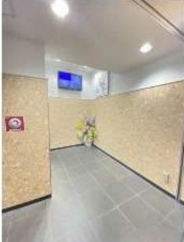 エントランス内