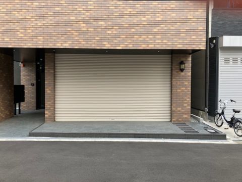 1階、店舗正面