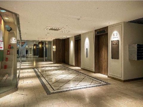 1階、EVホール