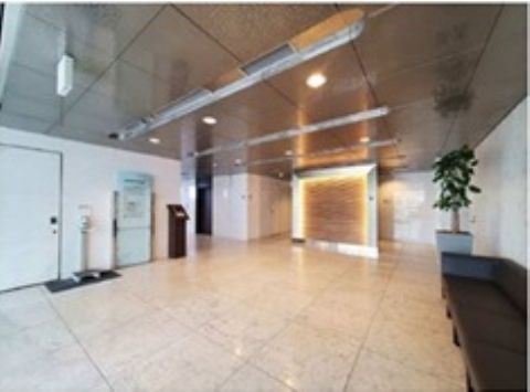 エントランス内