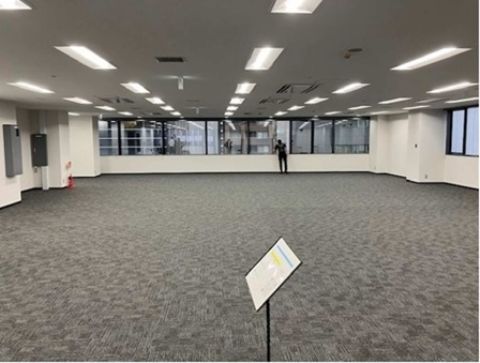 室内 ①