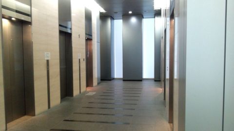 EVホール