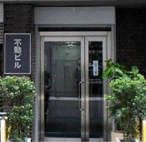 1F玄関