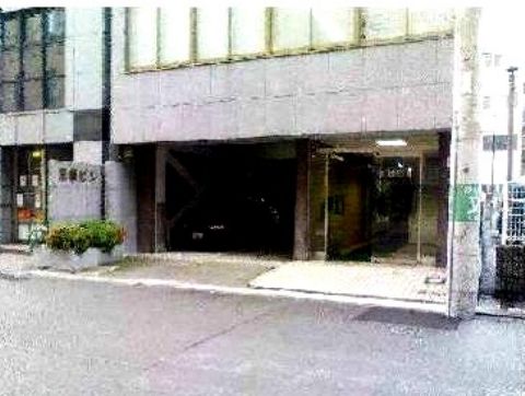 1F玄関