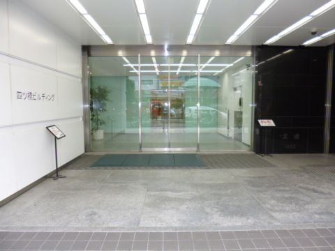 1F玄関