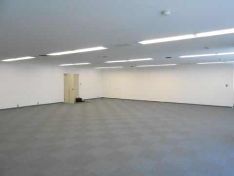 貸室