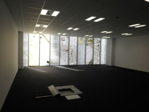室内、5階
