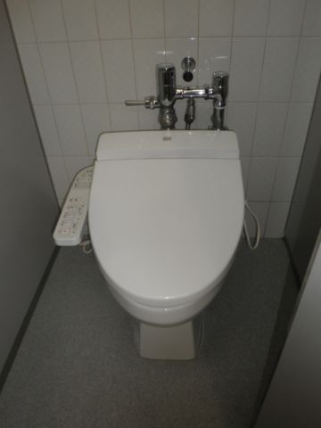 各階、トイレ③