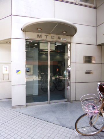 1F玄関