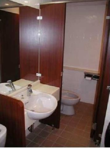 各階、WC