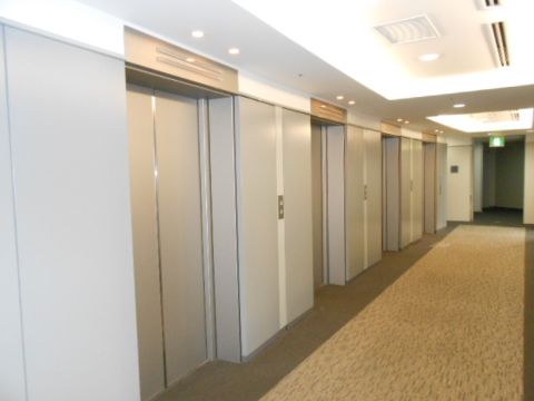 EVホール
