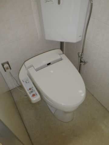 各階、トイレ③