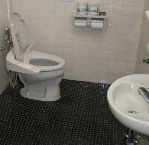 各、WC