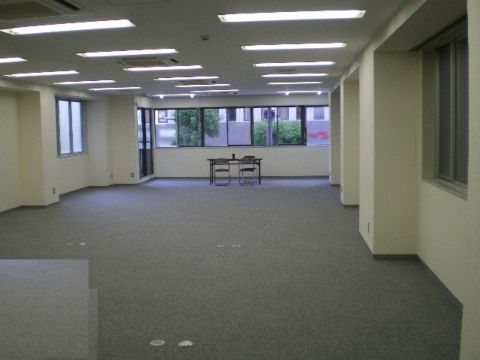 各階、室内