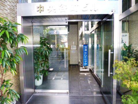 1F玄関