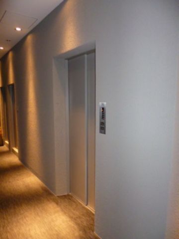 EVホール