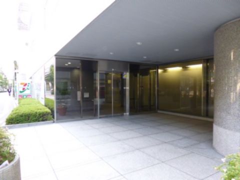 1F玄関