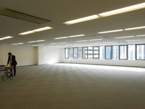 貸室